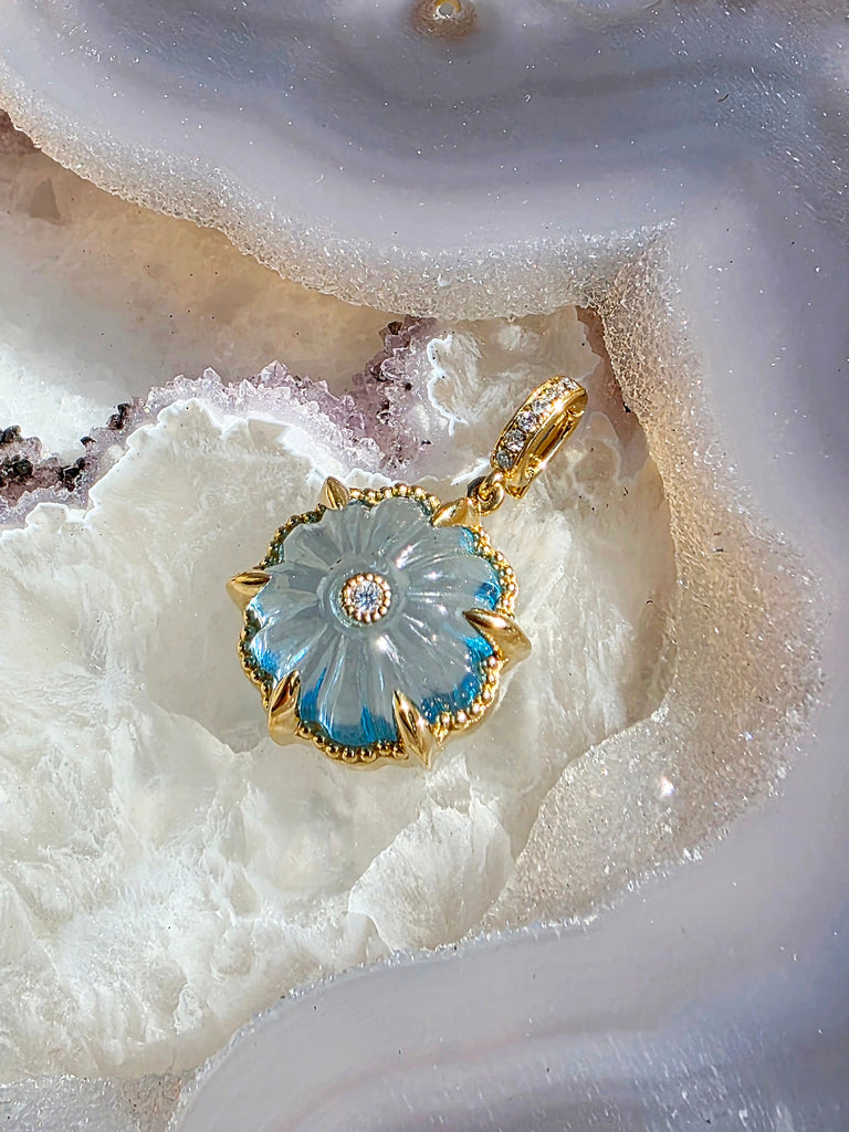 18k Solid Gold Blue Topaz Pendant | Indulgems | Designs in Real Gold