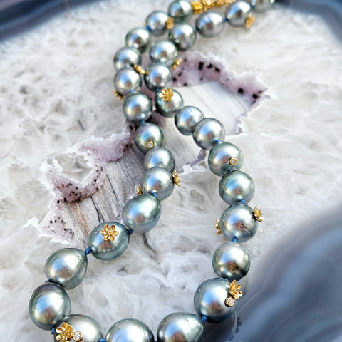 18K Solid Gold Natural Silver Tahitian Pearl Necklace with Small Flowers, Diamonds & Antique inspired Hand Fist Clasp 18"