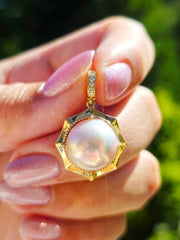 18k Solid Gold Large Freshwater Edison Pearl Pendant | Indulgems