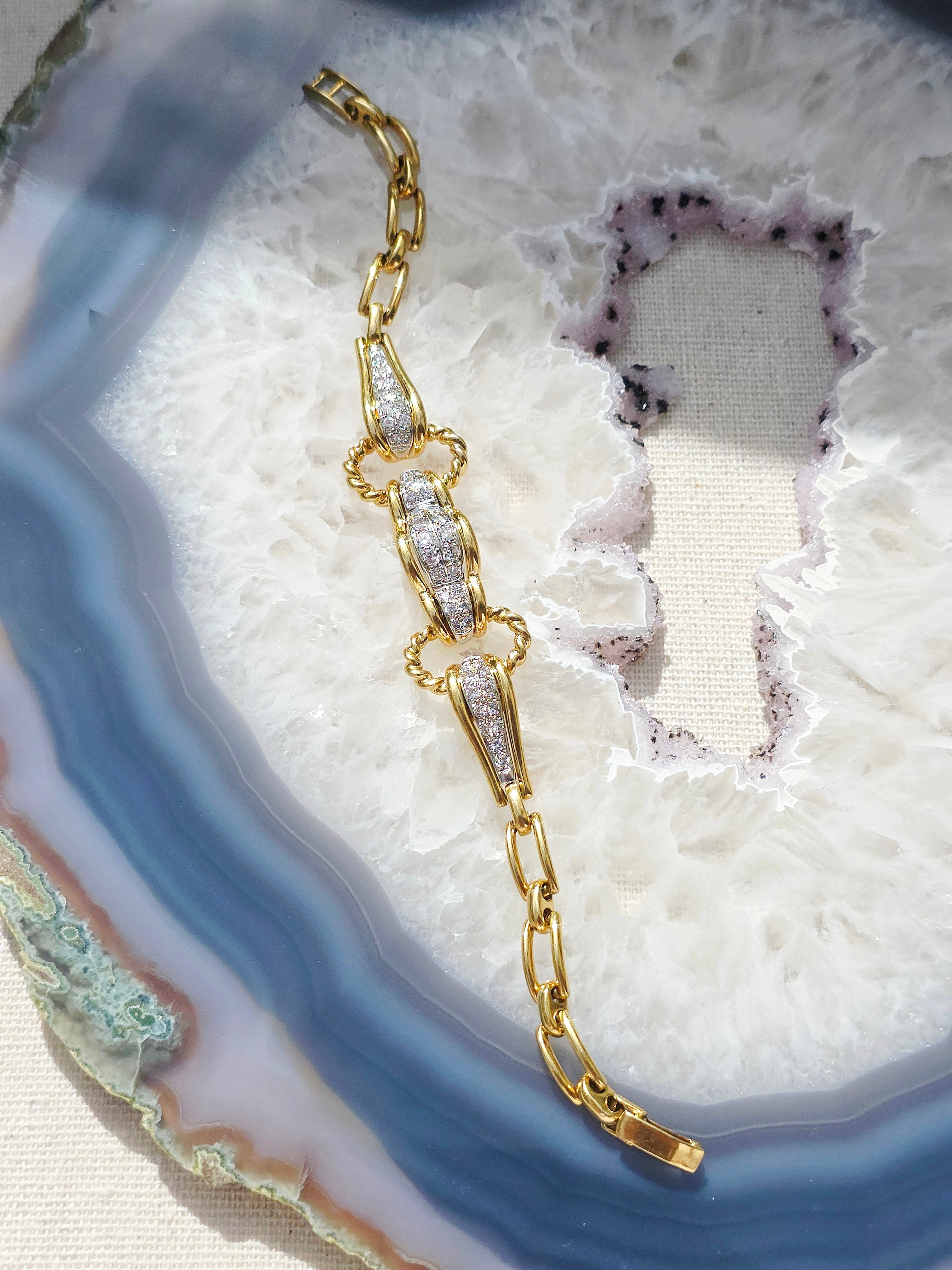 18k Solid Gold Vintage Diamond Bracelet | Indulgems