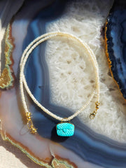 14K Yellow Gold Hand Carved Top Quality Turquoise Gemstone Purse Handbag Charm on Tiny Freshwater Pearl Necklace 17"