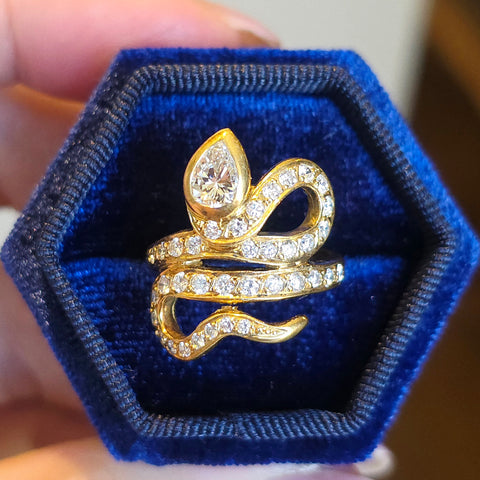 18k Solid Gold Diamond Snake Ring Sz 6.5 | Indulgems