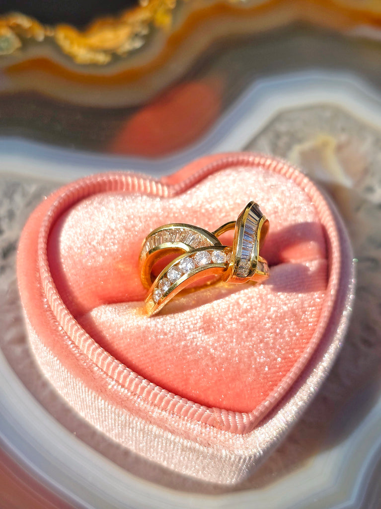 14k Yellow Gold Diamond Vintage Curve Ring Size 6.5 | Indulgems