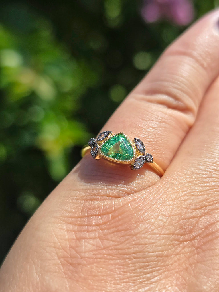 18k Yellow Gold Gemstone Laurel Rings Sz 7 | Indulgems