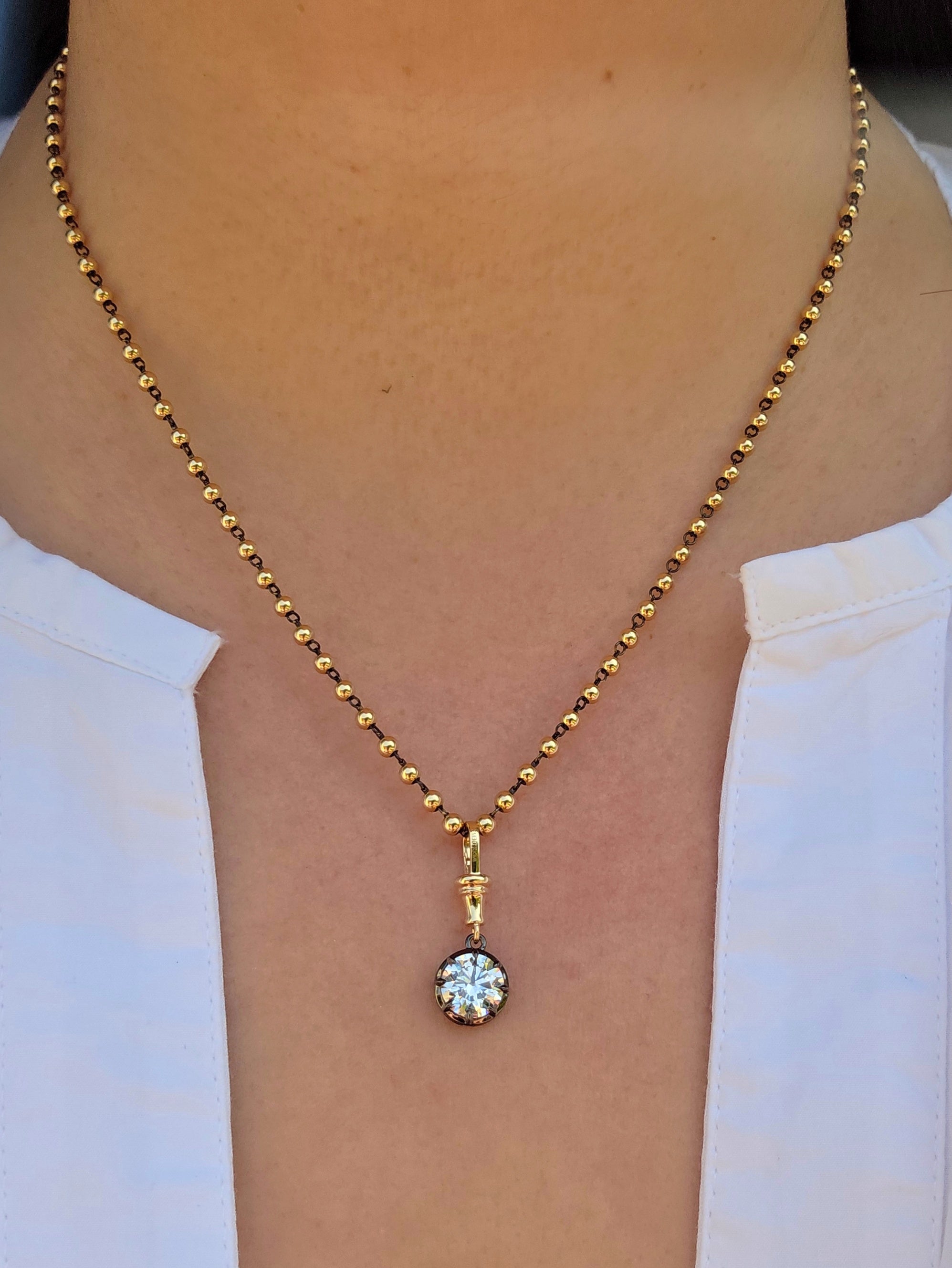 18k Solid Gold 2 Carat Lab-grown Diamond Solitaire Pendant with Black Rhodium Accent | Indulgems | Belle Époque Collection