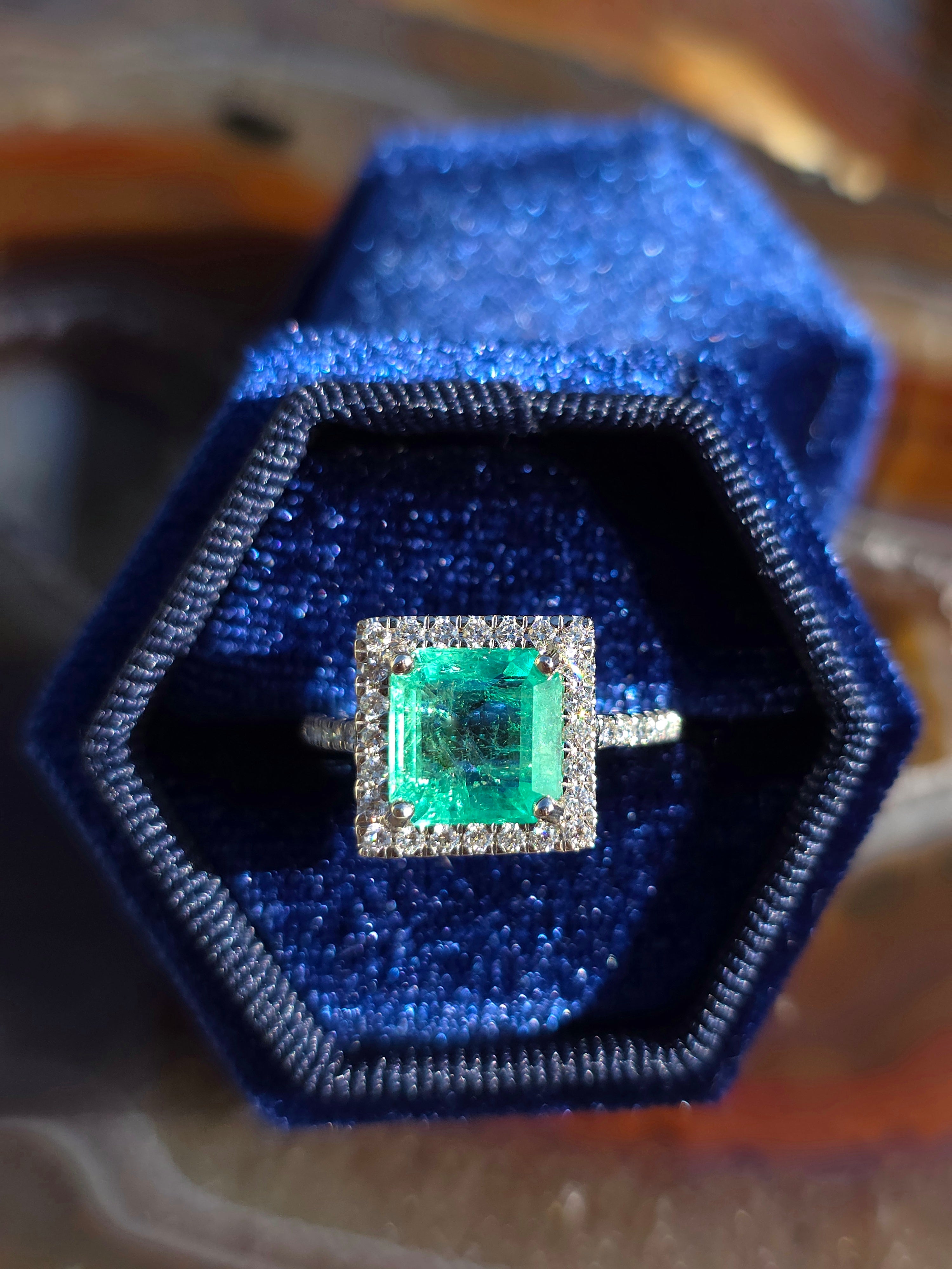 18k Solid Gold 2.2ct Columbian Emerald Diamond Ring Size 7 | Indulgems
