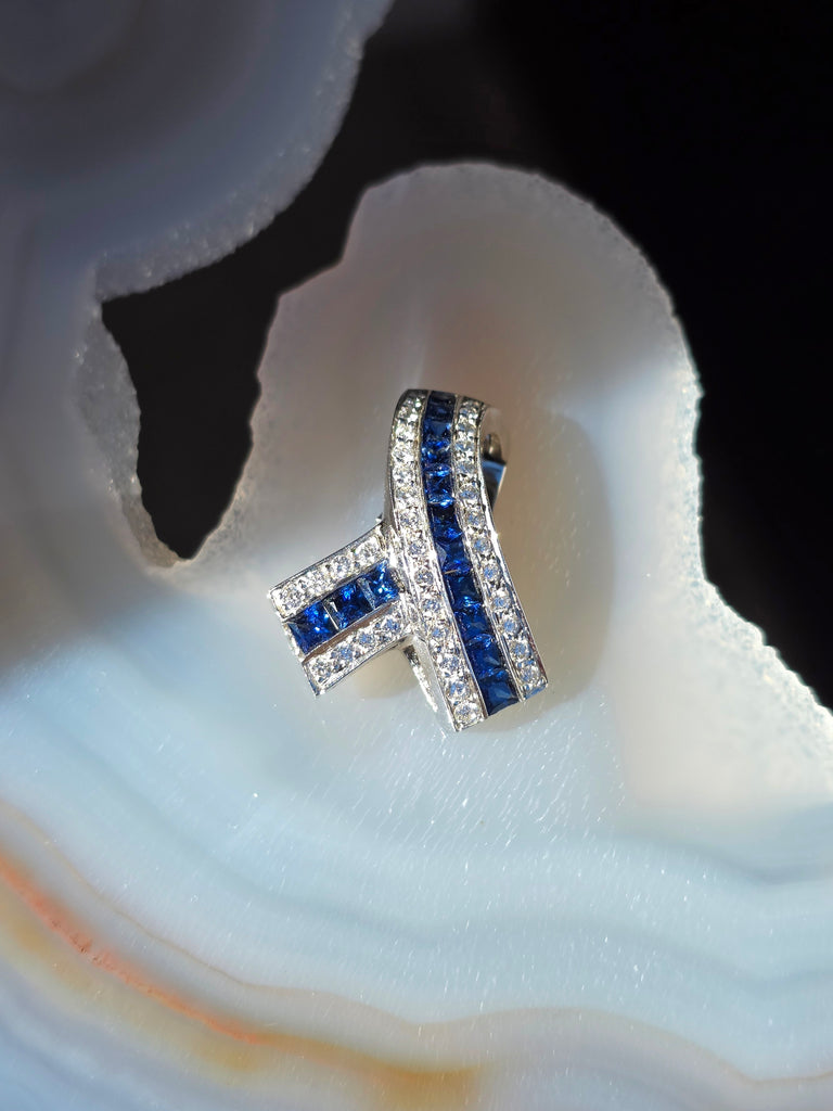 18k White Gold Blue Sapphire & Diamond Vintage Pendant Clip | Indulgems