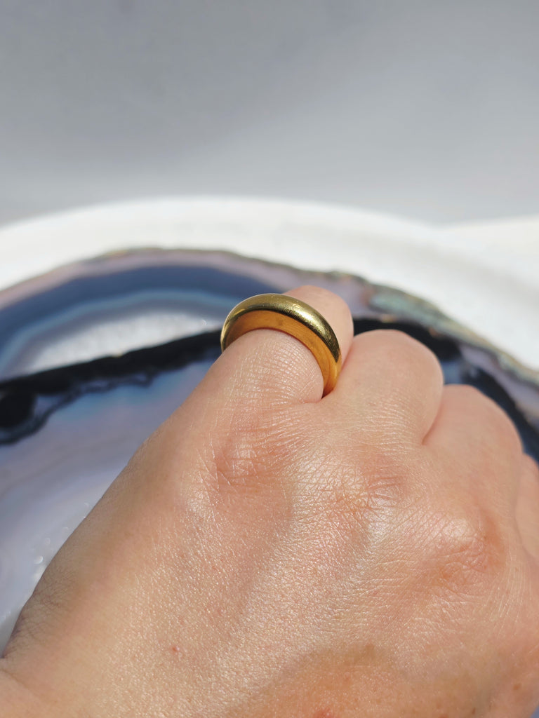 18k Solid Gold Donut Ring Band by Piaget | Indulgems | Antique Vintage Jewelry