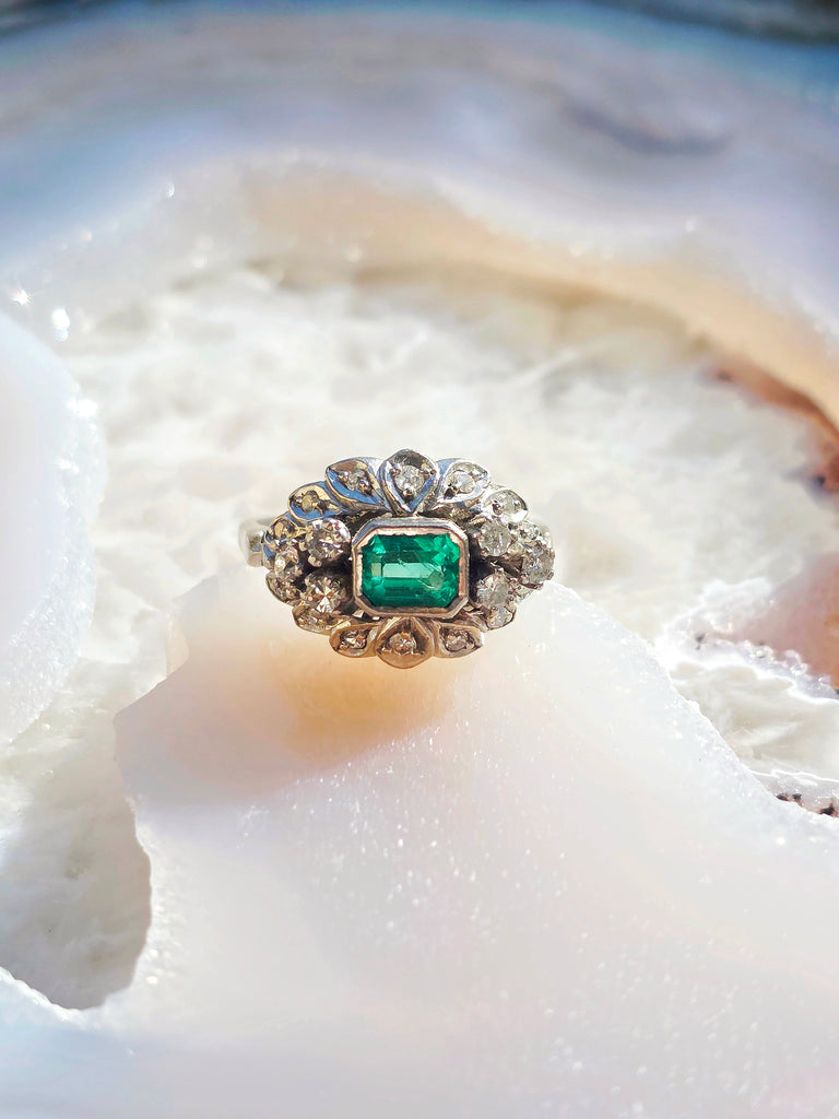 14k White Gold Emerald & Diamond Ring sz 8.5 | Indulgems