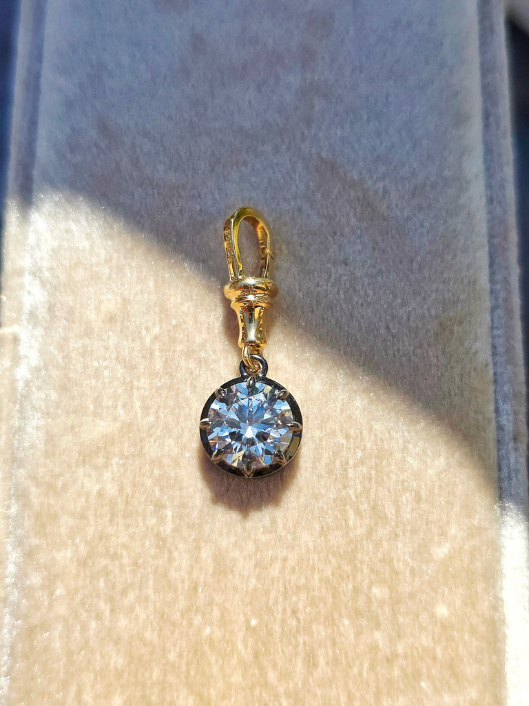 18k Solid Gold 2 Carat Lab-grown Diamond Solitaire Pendant with Black Rhodium Accent | Indulgems | Belle Époque Collection