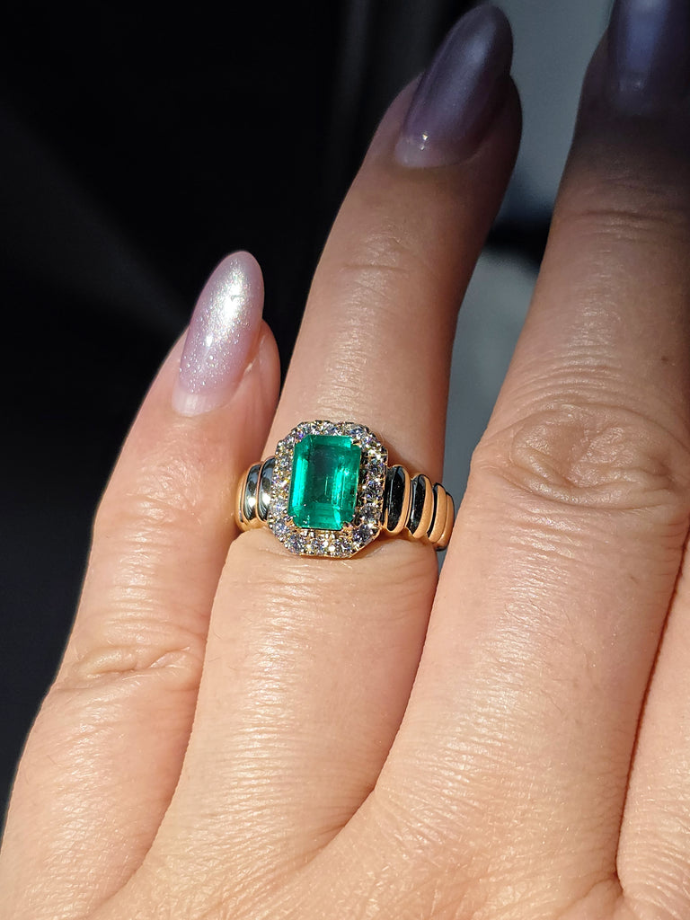 14k Yellow Gold 1.7ct Emerald Ring | Indulgems | Emma