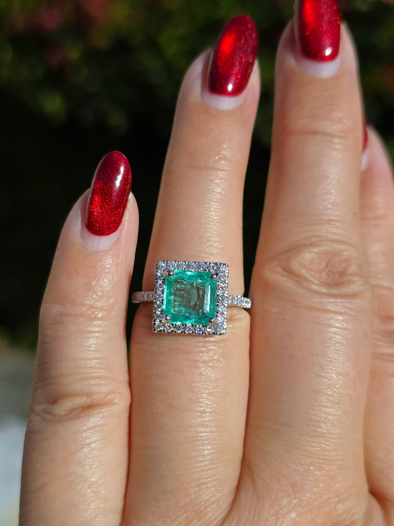 18k Solid Gold 2.2ct Columbian Emerald Diamond Ring Size 7 | Indulgems