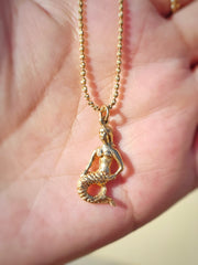 9k Yellow Gold Vintage Antique Charm | Indulgems