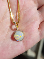 18k Yellow Gold Opal& Diamond Halo Pendant | Indulgems