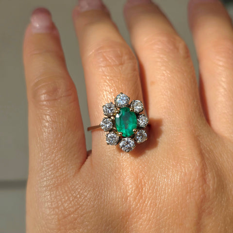 18k gold 2.5ct Colombian Emerald Diamond Daisy Diana Ring Vintage | Indulgems