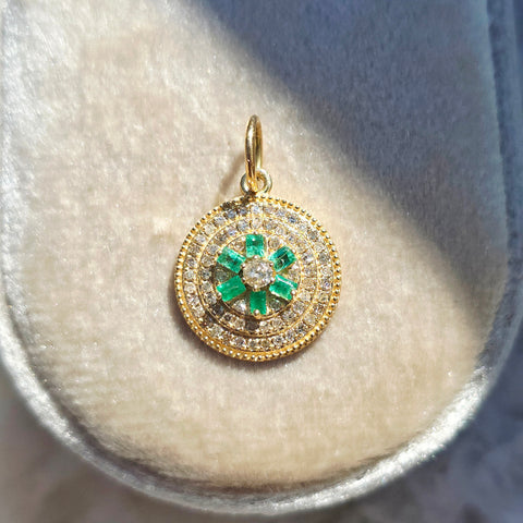 14k Yellow Gold Emerald & Diamond Round Disc Charm | Indulgems