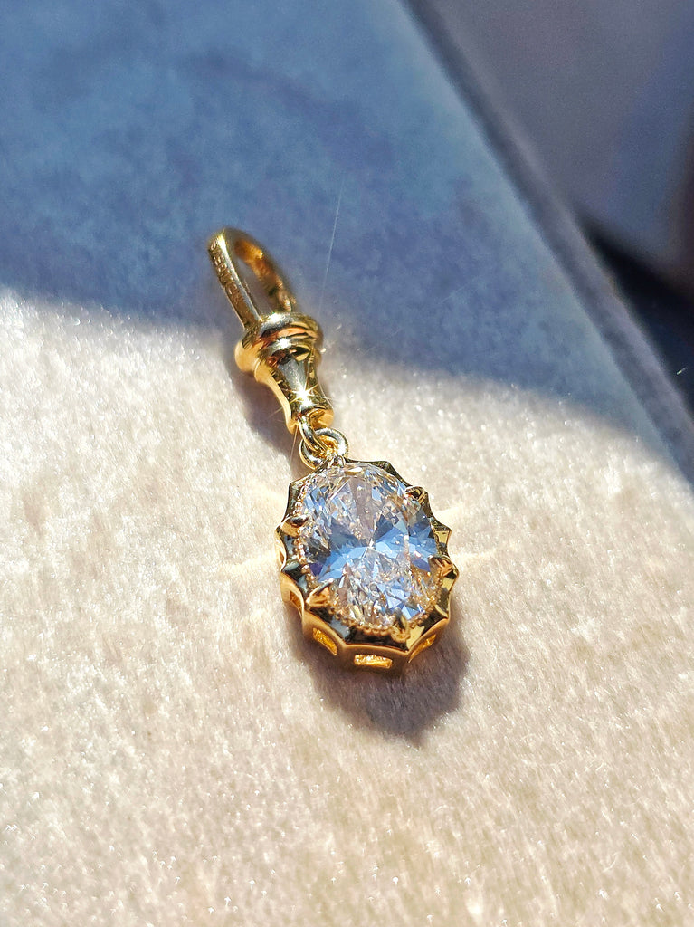 18k Solid Gold 2 Carat Lab-grown Diamond Solitaire Pendant | Indulgems | Belle Époque Collection