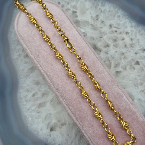 18k Solid Gold Vintage French Knotted Link Necklace | Indulgems