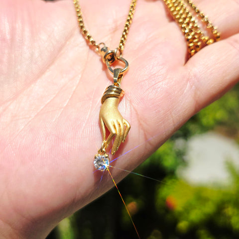 18k Solid Gold Hand Motif Diamond Solitaire Pendant | Indulgems