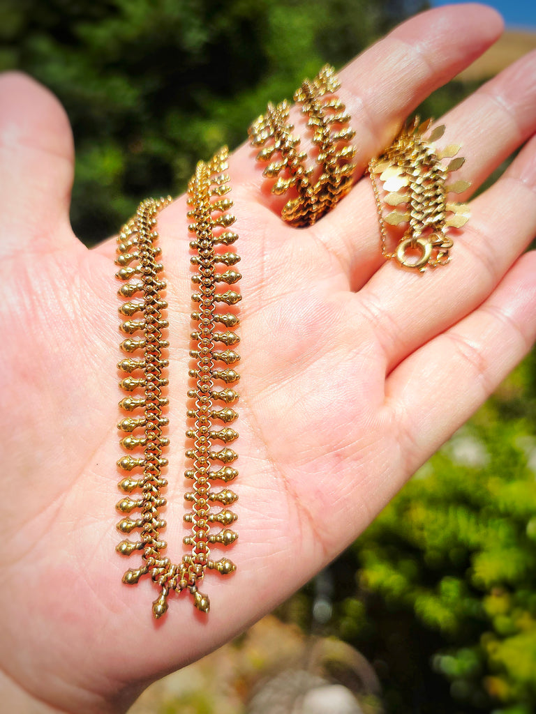 14k Yellow Gold Antique Fringe Necklace | Indulgems