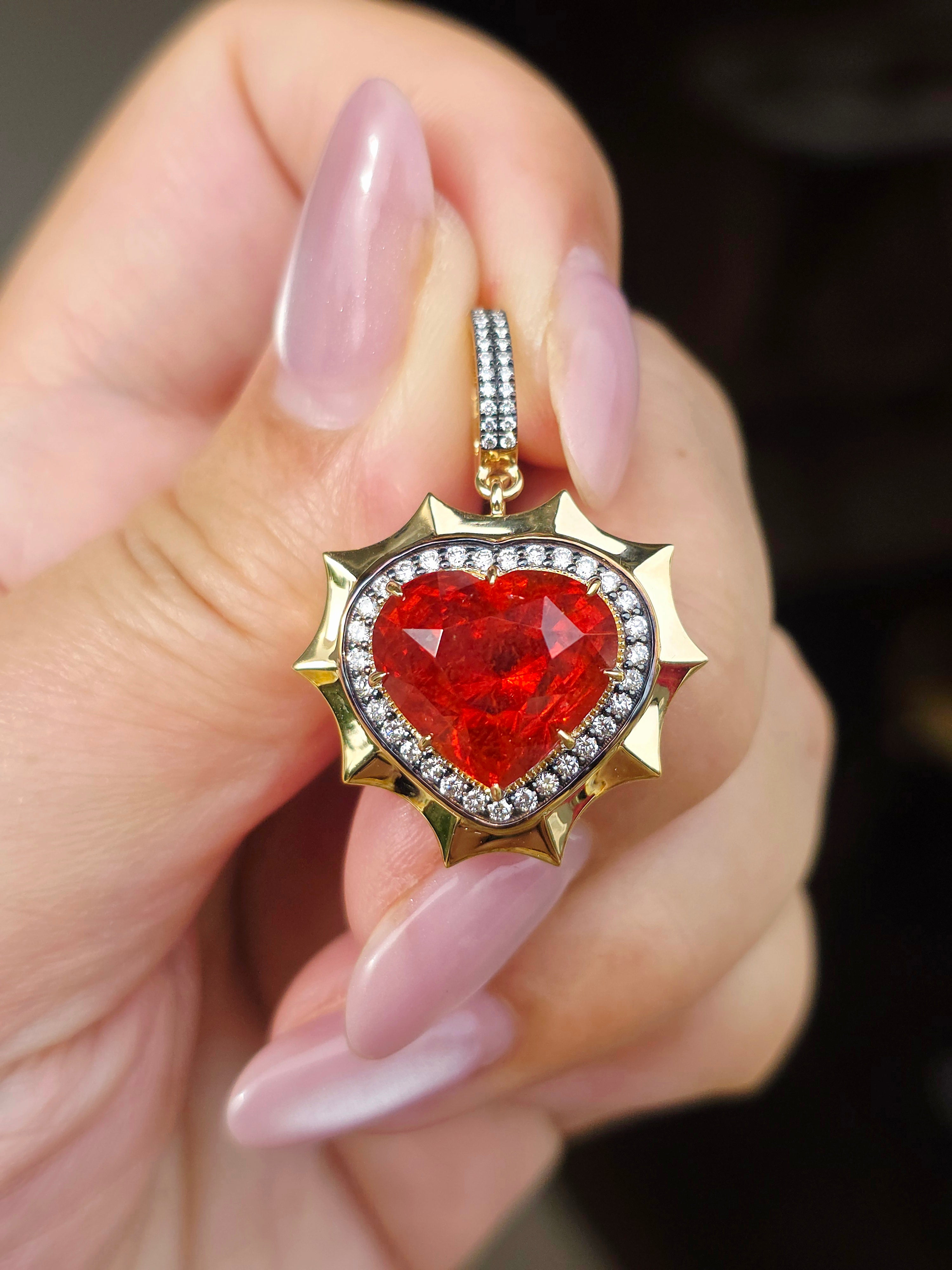 14k Yellow Gold 15ct Mandarin Garnet Heart Aurora Halo Pendant | Indulgems