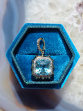 14k Yellow Gold 10ct Santa María Aquamarine Pendant | Indulgems | Aurora Halo