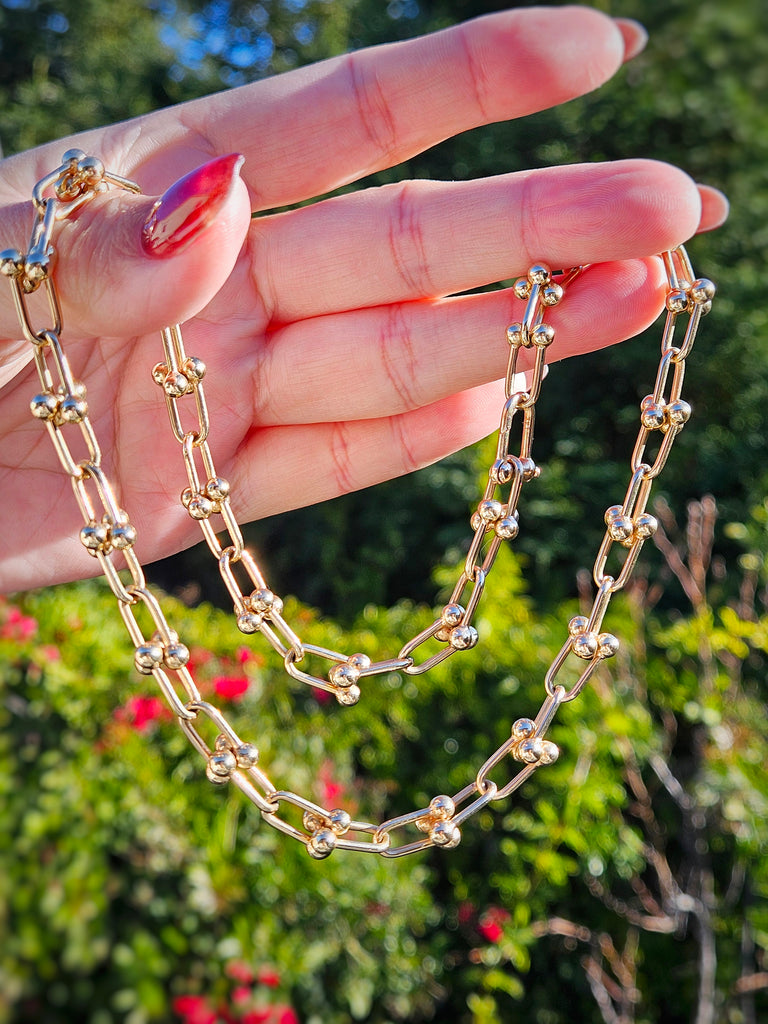 14k Yellow Gold Hardware Chain Necklace 18 inches | Indulgems