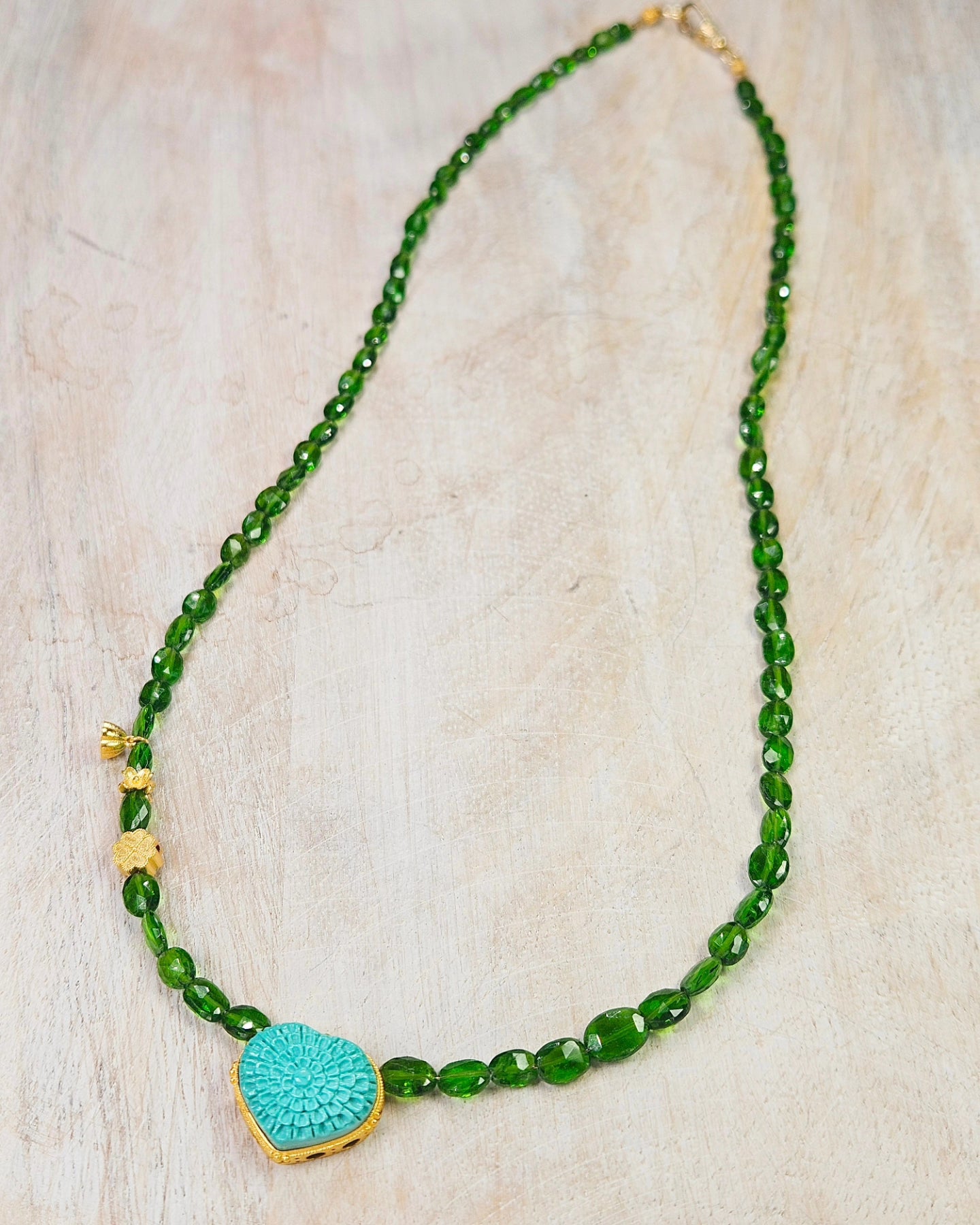 Natural Green Gemstone Chrome Diopside Faceted Bead Necklace with Genuine Top Quality Turquoise Hand Carved Heart Pendant 18K Yellow Gold 17"