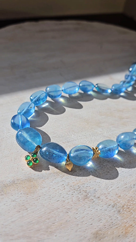 18k Solid Gold Genuine Aquamarine Large Gemstone Nugget Necklace with Natural Top Quality Jade Clover Charm 18"