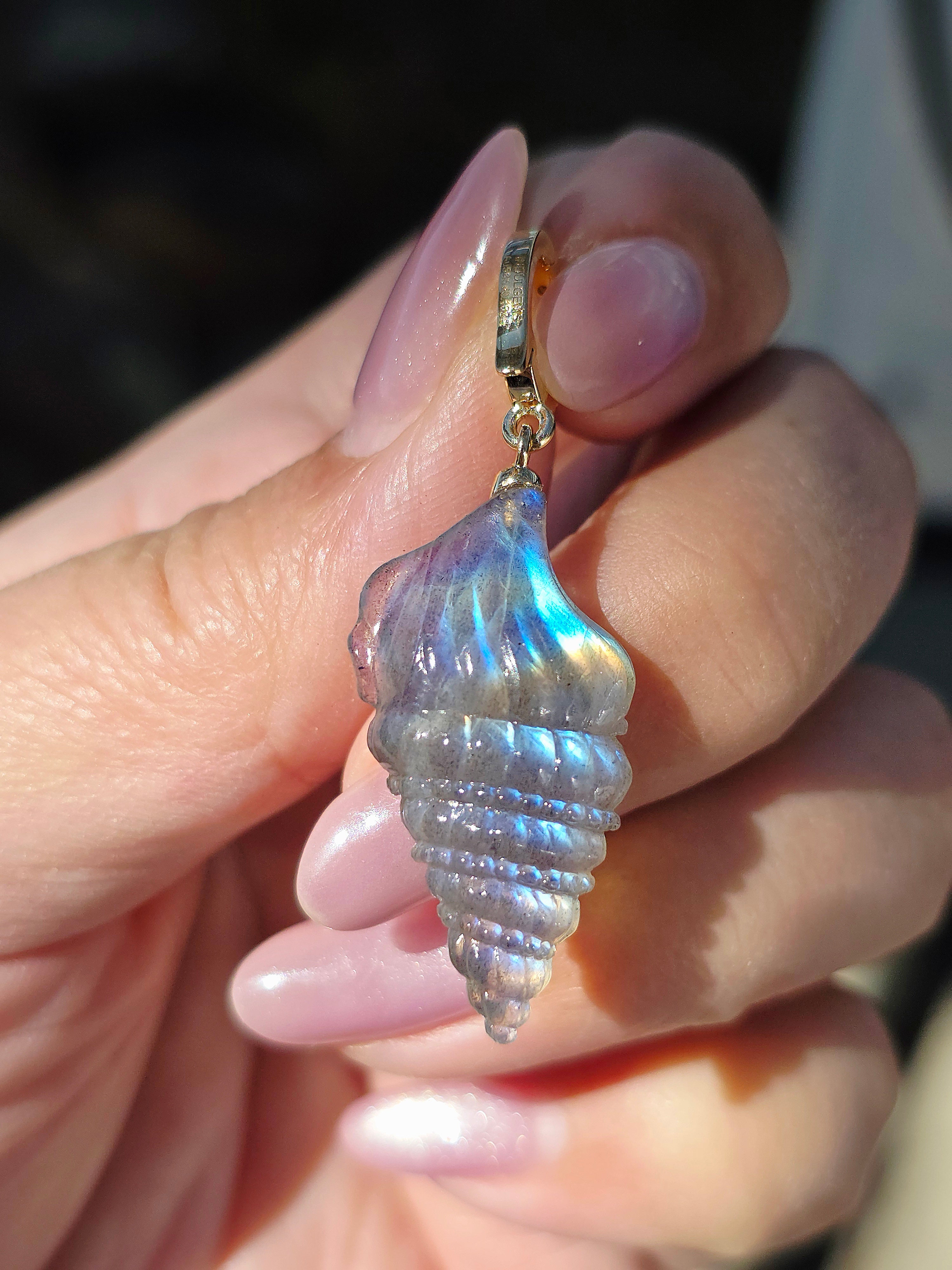 14k Solid Gold Handcarved Labradorite Seashell Pendant | Indulgems